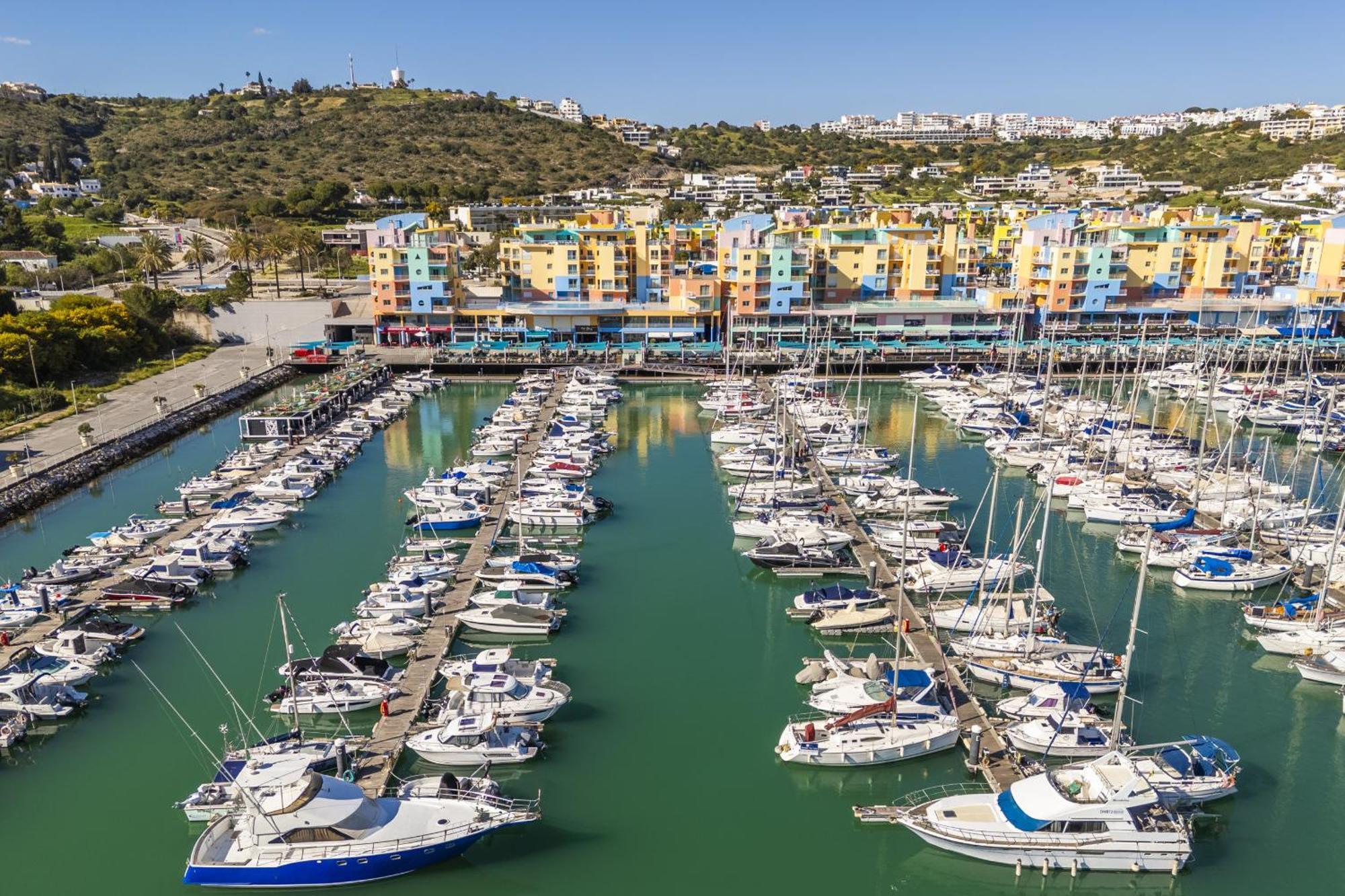 Appartement Marina Breeze With Pool - 900m From The