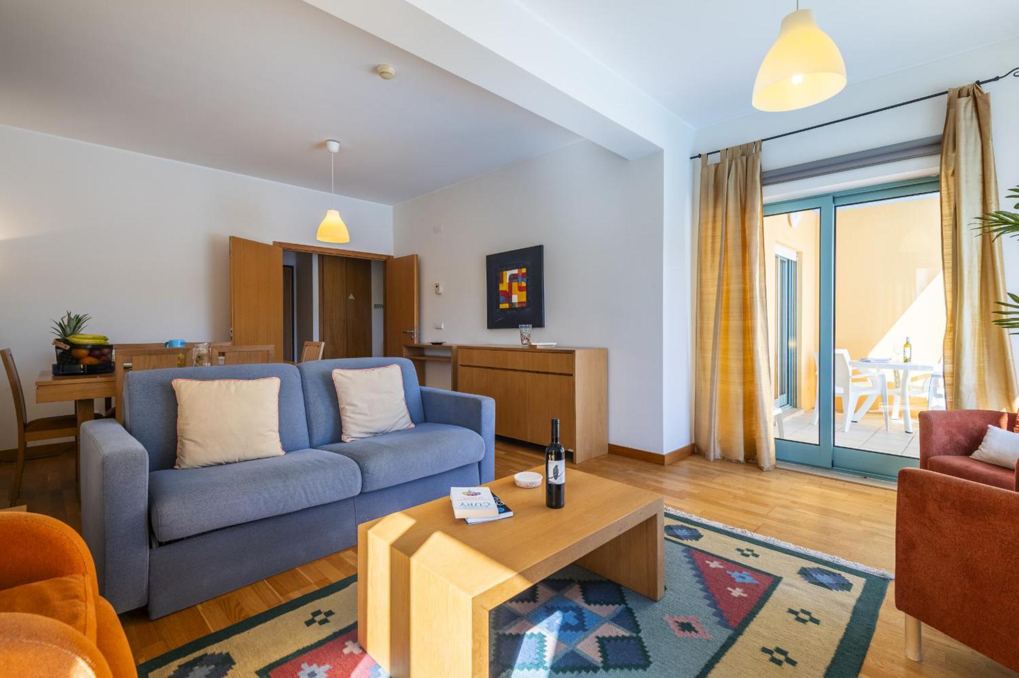 Marina Breeze With Pool - 900m From The * Albufeira
